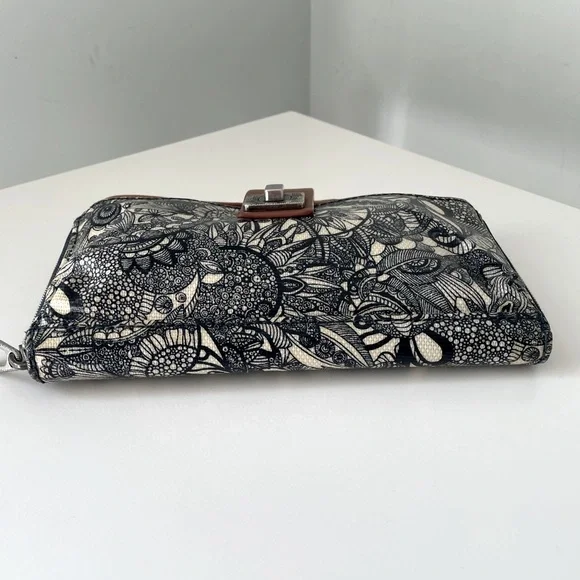 Sakroots Wristlet Wallet - Picture 5 of 12